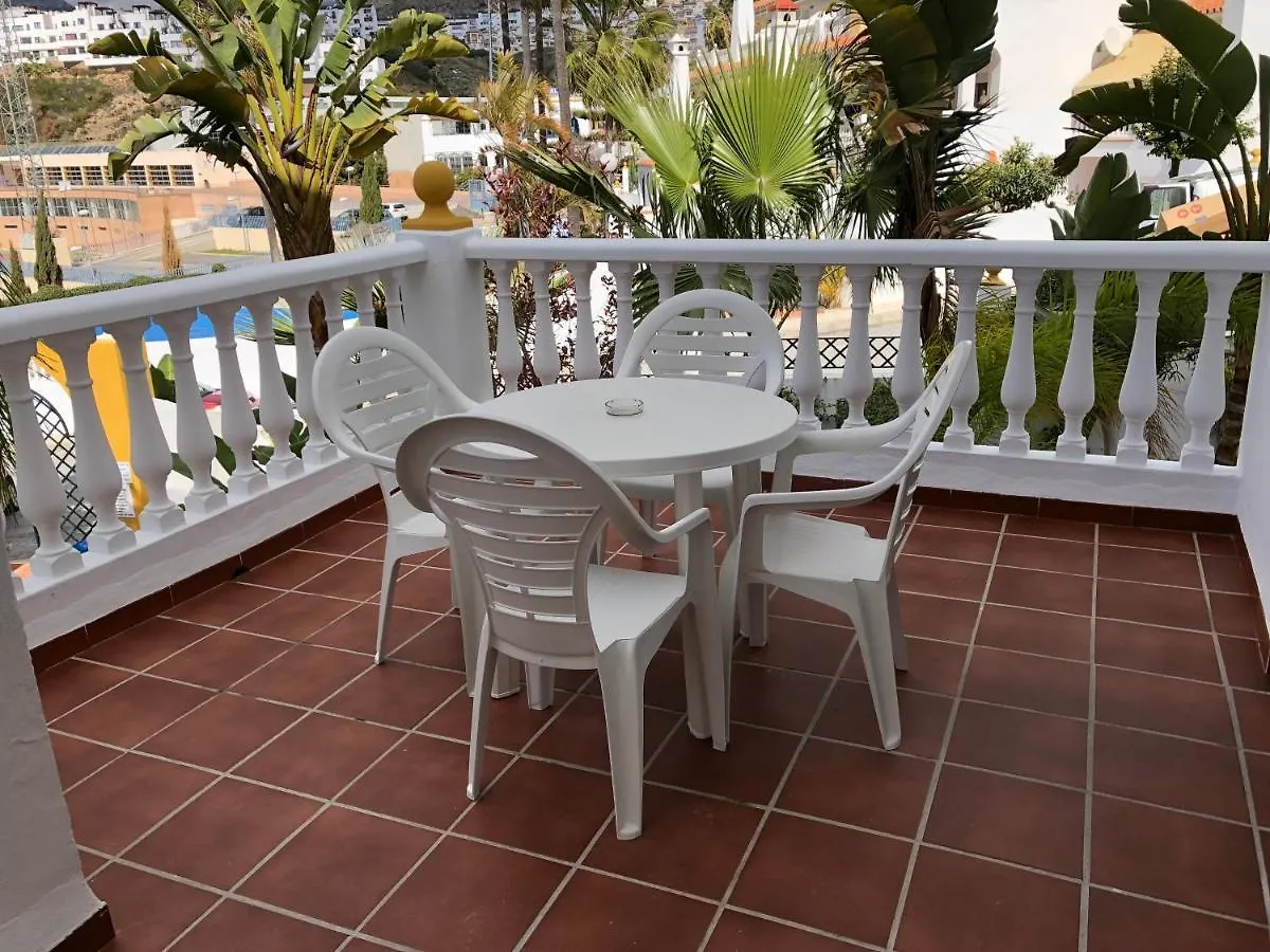 Apartamentos Las Rosas De Capistrano نيرخا