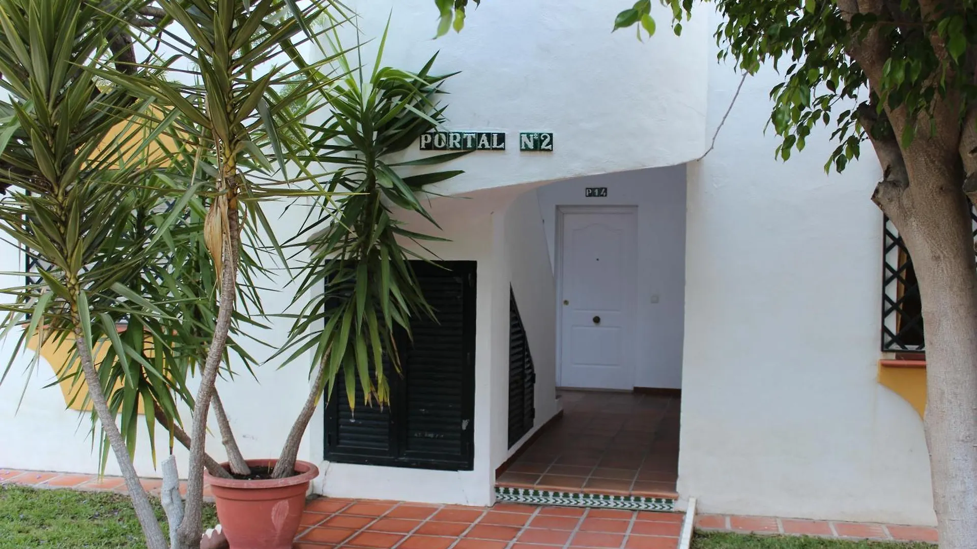 Apartamentos Las Rosas De Capistrano Nerja Spain