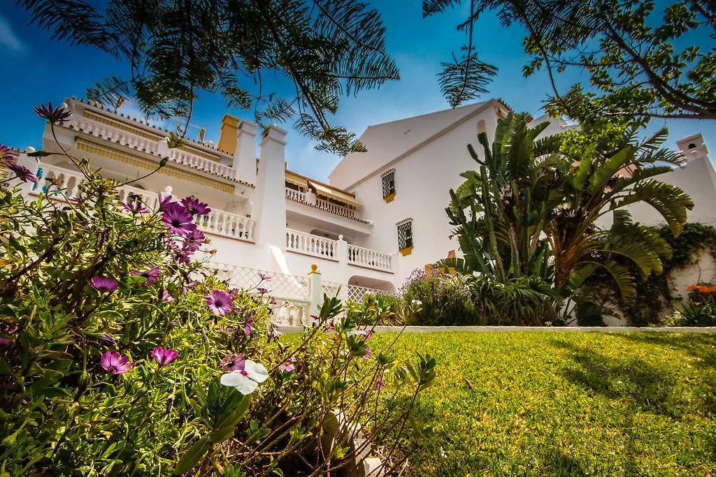 شقة Apartamentos Las Rosas De Capistrano نيرخا