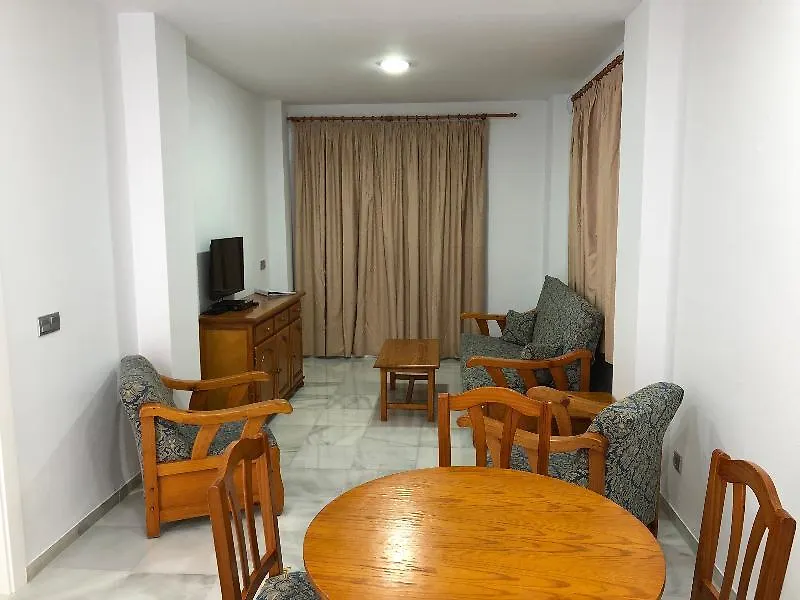 Apartamentos Las Rosas De Capistrano نيرخا