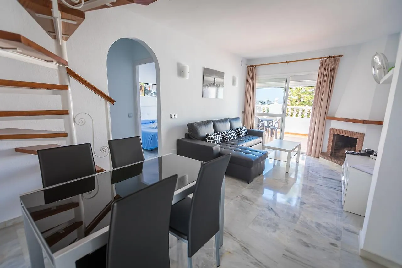 Apartamentos Las Rosas De Capistrano نيرخا شقة